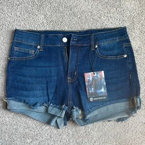 NWT Born Primitive size large women’s Jean shorts